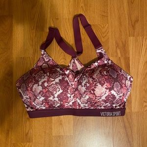 Victorias sport bra ( SOLD)